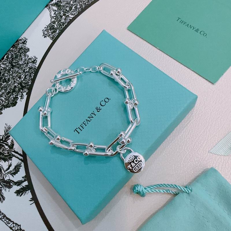 Tiffany bracelet 09yxx105